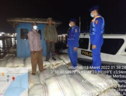 Memasuki Perairan Tanjung Balai Kapal KM. Indra Jaya-27 Diperiksa Sat Pol Airud Polres Tanjung Balai