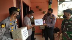 Kapolrestabes Medan Beri Bantuan Sosial Kepada Anggota Sat Samapta Terkena Bencana Angin Puting Beliung