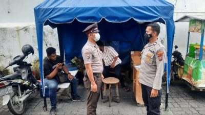 Binmas Polrestabes Medan Imbau Sekuriti Bank Patuhi Prokes