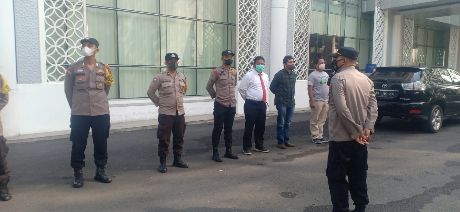 Polrestabes Medan Gelar Pengamanan Rapat Paripurna di DPRD Sumut