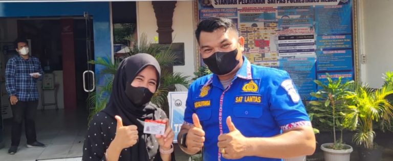 Sat Lantas Polrestabes Medan Tetap Bimbing Pemohon SIM Hingga Lulus