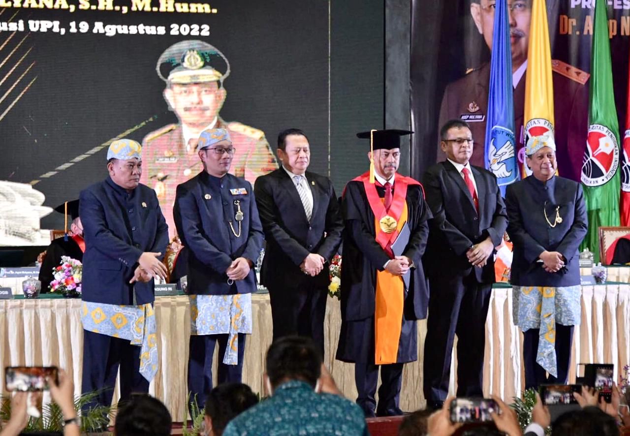 Ketua MPR RI Bamsoet Apresiasi Pemberian Gelar Profesor Kehormatan UPI Bandung Kepada Kajati Jawa Barat Asep Nana Mulyana