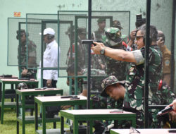 Bina Emosi dan Daya Fokus, Pangdam I/BB Ajak Insan Media Latihan Menembak