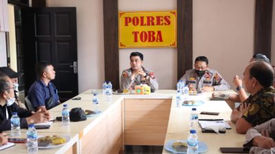 Rapat Koordinasi Polres Toba Dengan Pengusaha SPBU Se-kabupaten Toba