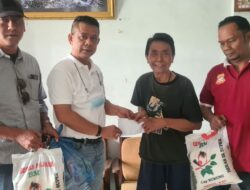 Kunjungi Ismugiman, Ketua Pewarta Berikan Sembako dan Uang Santunan