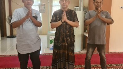 Ketua Pewarta Salat Id di Masjid Mangur Padang, “Mohon Maaf Lahir Dan Bathin”