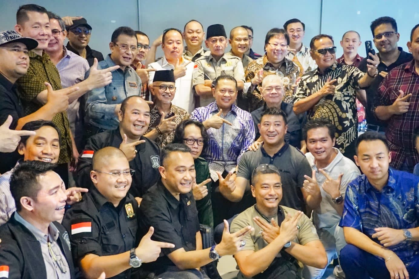 Ketua MPR RI Bamsoet Dorong Dibuatnya Peraturan Pemerintah Tentang Perizinan Senjata Api Beladiri Sipil Non-Organik TNI/Polri