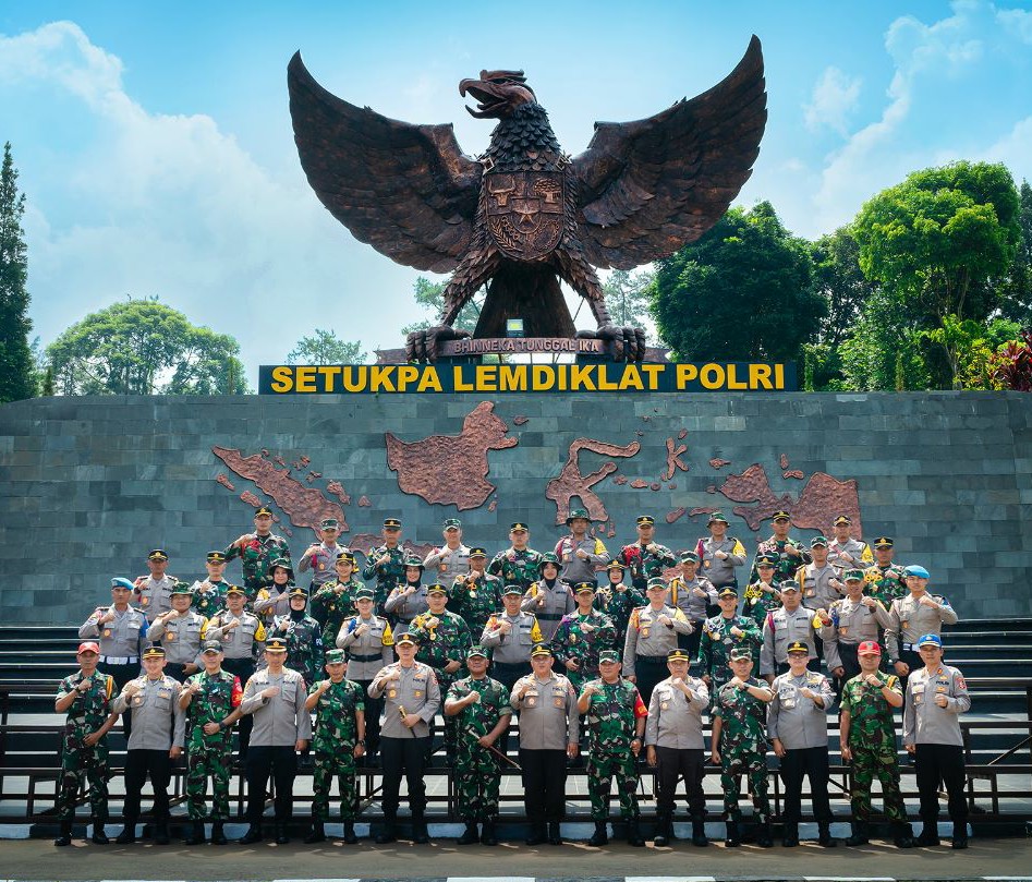 Komandan Secapaad Tinjau Pelaksanaan Kolaborasi Pendidikan TNI-Polri di Setukpa Lemdiklat Polri
