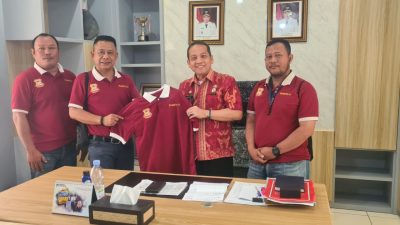 Ketua Pewarta Silaturahmi ke Camat Medan Area, Disuguhkan Lontong Pakis
