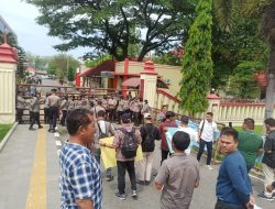 Polrestabes Medan Kawal Demo Massa DPP Gerakan Masyarakat Bersatu Indonesia di Polda Sumut
