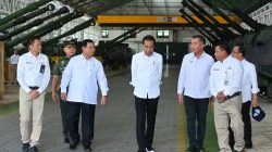 Presiden Jokowi Apresiasi Perkembangan Cepat PT Pindad