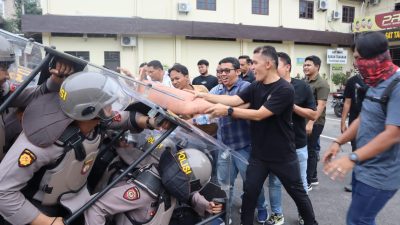 Kabag Ops Polrestabes Medan Pimpin Latihan Sispamkota Ops Mantap Brata Toba 2023-2024