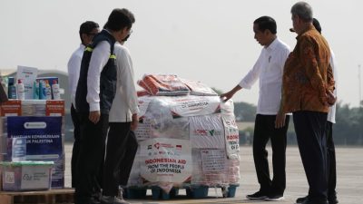 Panglima TNI Dampingi Presiden RI Kembali Berikan Bantuan Ke Palestina