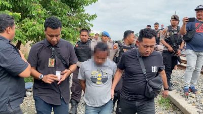 Gerebek Bantaran Rel KA Tembung Polisi Tangkap 3 Pengedar Narkoba, 1 Diantaranya IRT