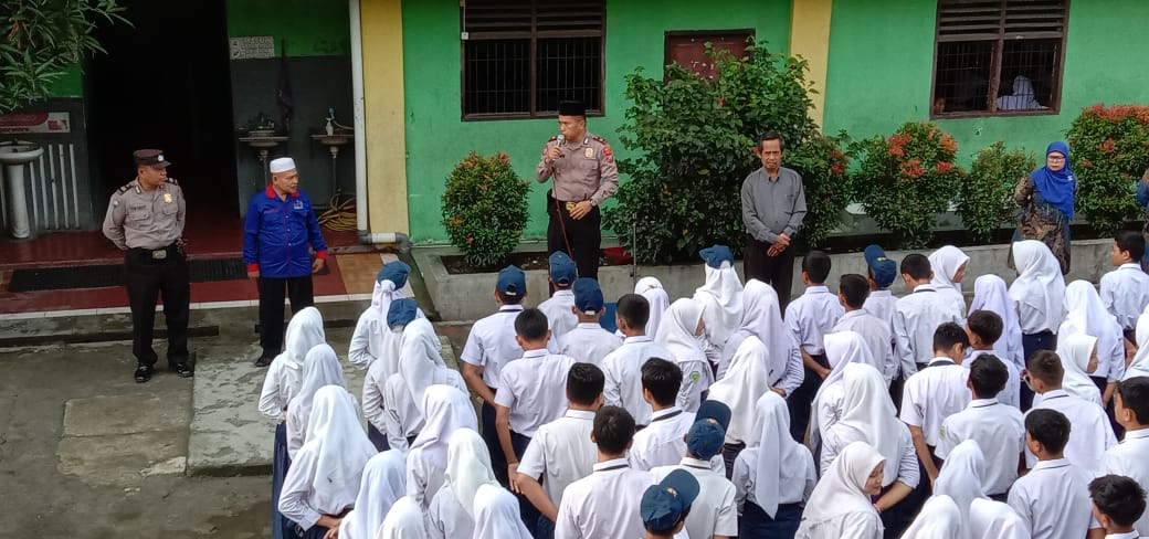 Polrestabes Medan Goes To School di Yayasan SMP, SMA/SMK Rahmad Islamiyah