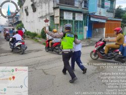 Tingkatkan Ketertiban Berlalulintas Sat Lantas Polres Tanjung Balai Hadir di Persimpangan Jalan Di Kota Tanjung Balai