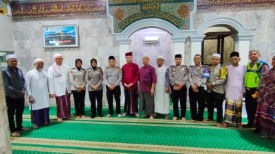 Sat Binmas Polrestabes Medan Safari Subuh di Masjid Jami' Teladan