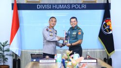 Kunjungan Kapuspen TNI Ke Humas Polri, Irjen Pol Sandi Nugroho: Sinergitas Kunci Lewati Tantangan